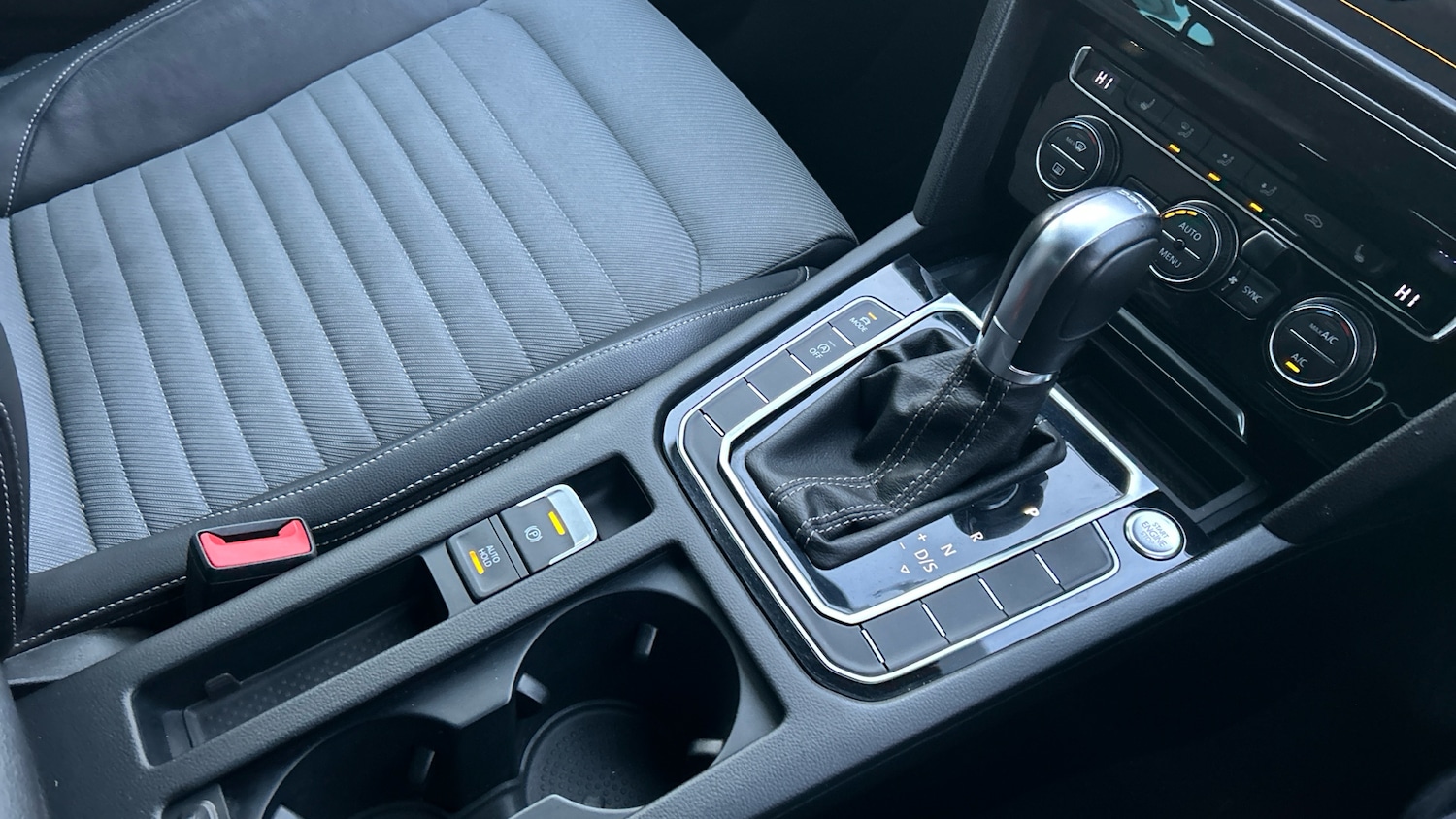 Used Volkswagen Passat 2016 for sale - 76859052: Photo 14