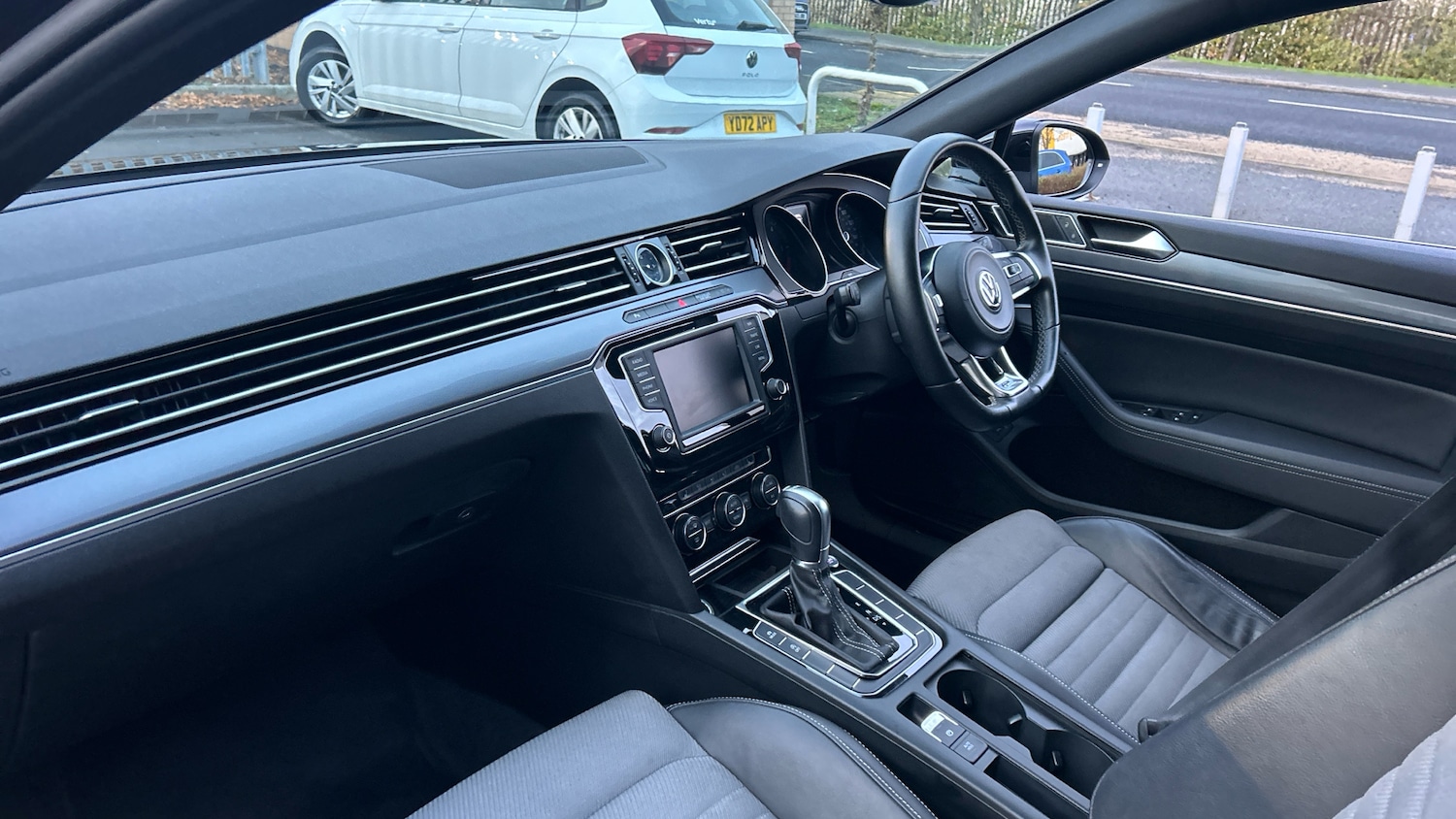 Used Volkswagen Passat 2016 for sale - 76859052: Photo 2