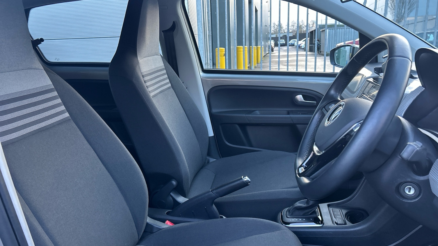 Used Volkswagen up! 2021 for sale - 77404473: Photo 15