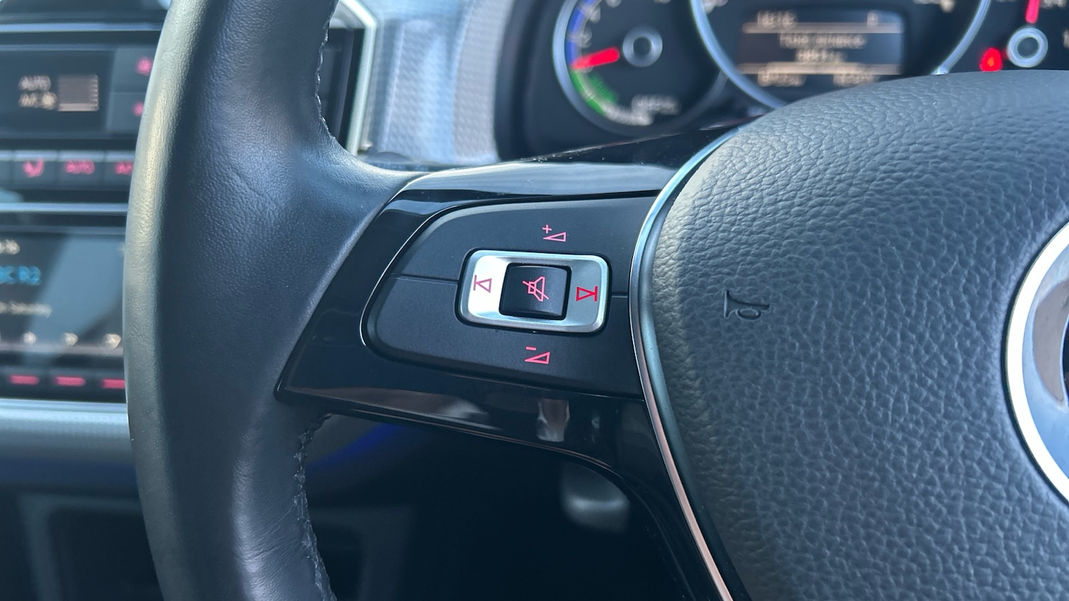 Used Volkswagen up! 2021 for sale - 77404473: Photo 17