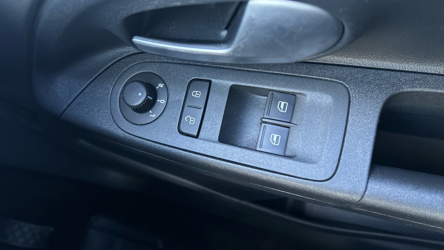 Used Volkswagen up! 2021 for sale - 77404473: Photo 25