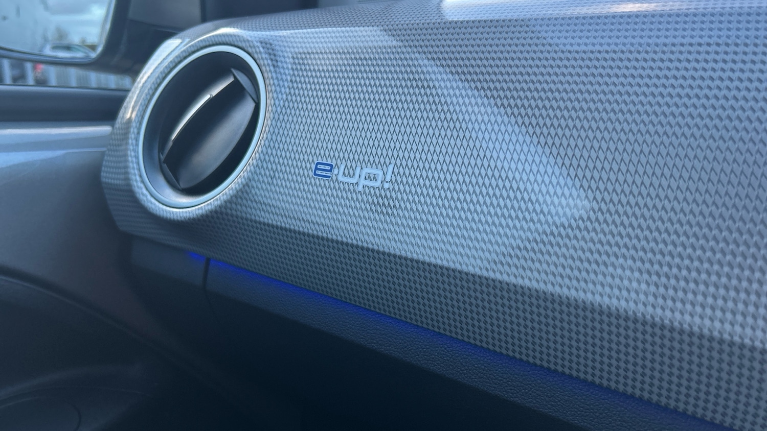 Used Volkswagen up! 2021 for sale - 77404473: Photo 27