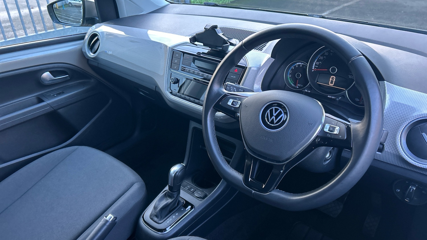 Used Volkswagen up! 2021 for sale - 77404473: Photo 6