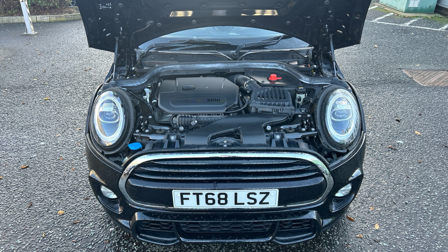 Used MINI Hatch 2018 for sale - 76761917: Photo 8