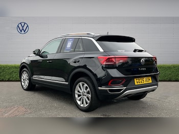 Used Volkswagen T-Roc 2025 for sale - 79556463: Photo