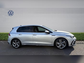 Used Volkswagen Golf 2024 for sale - 78224049: Photo