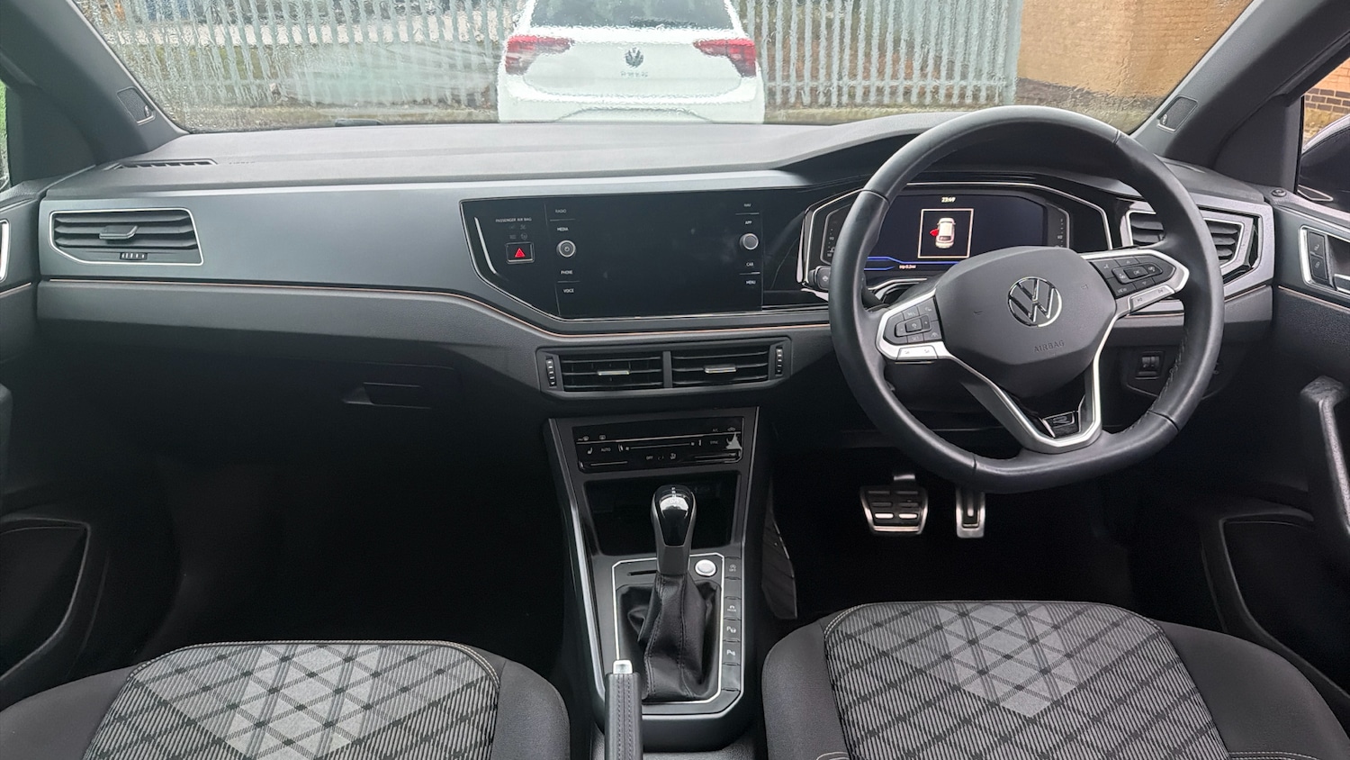 Used Volkswagen Taigo 2023 for sale - 77323812: Photo 9