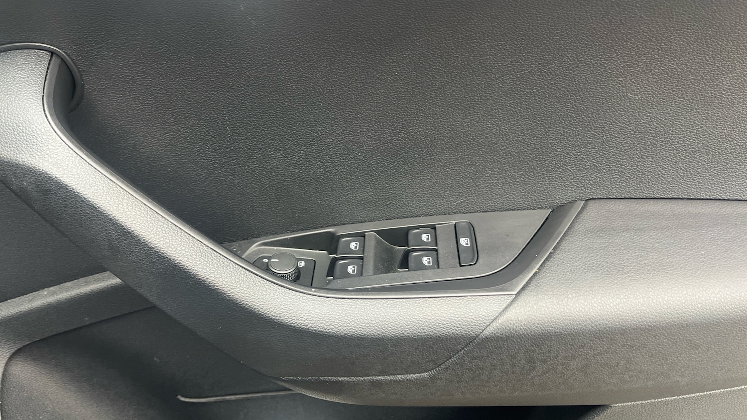 Used Skoda Karoq 2019 for sale - 76234643: Photo 19