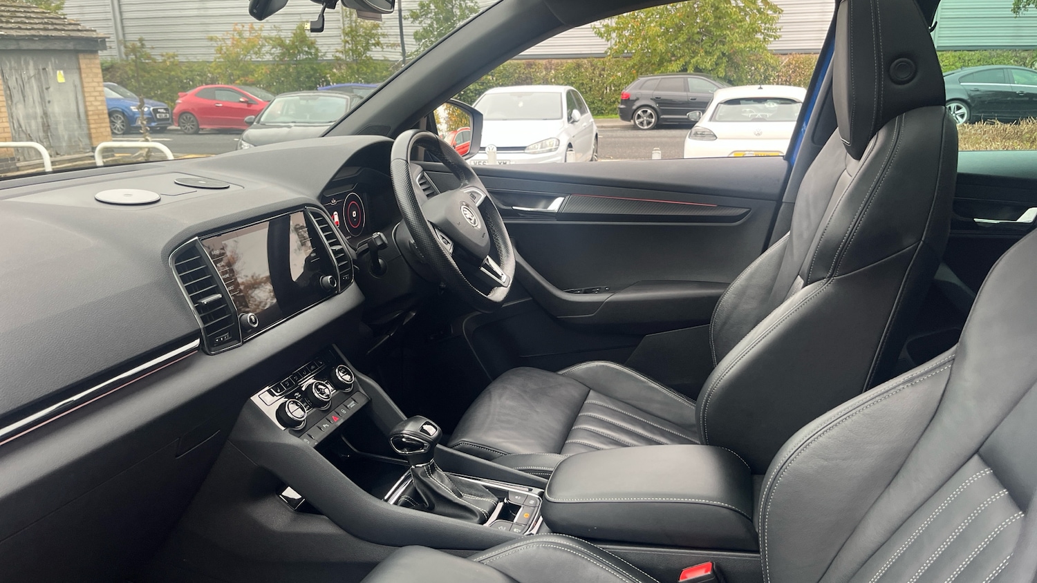 Used Skoda Karoq 2019 for sale - 76234643: Photo 2