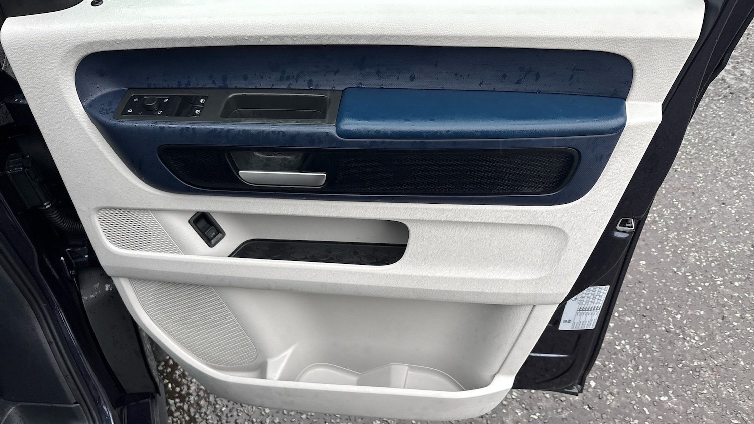 Used Volkswagen ID.Buzz 2023 for sale - 77404472: Photo 19