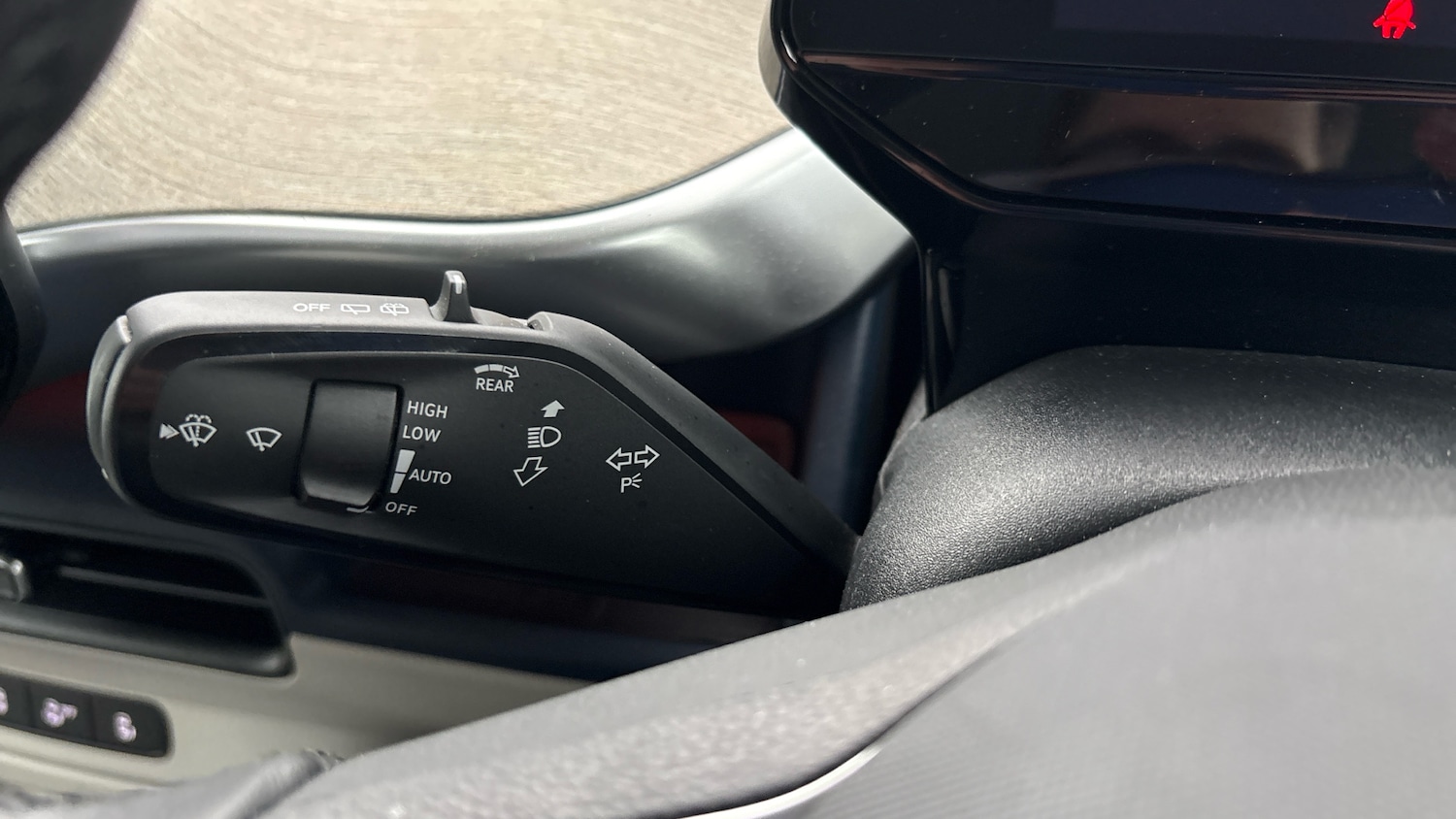 Used Volkswagen ID.Buzz 2023 for sale - 77404472: Photo 40