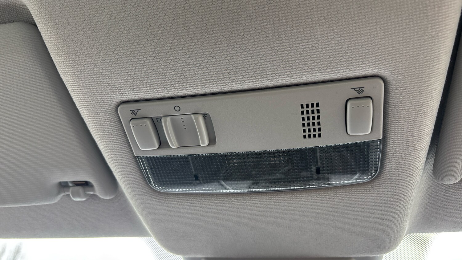 Used Volkswagen up! 2022 for sale - 77845172: Photo 23