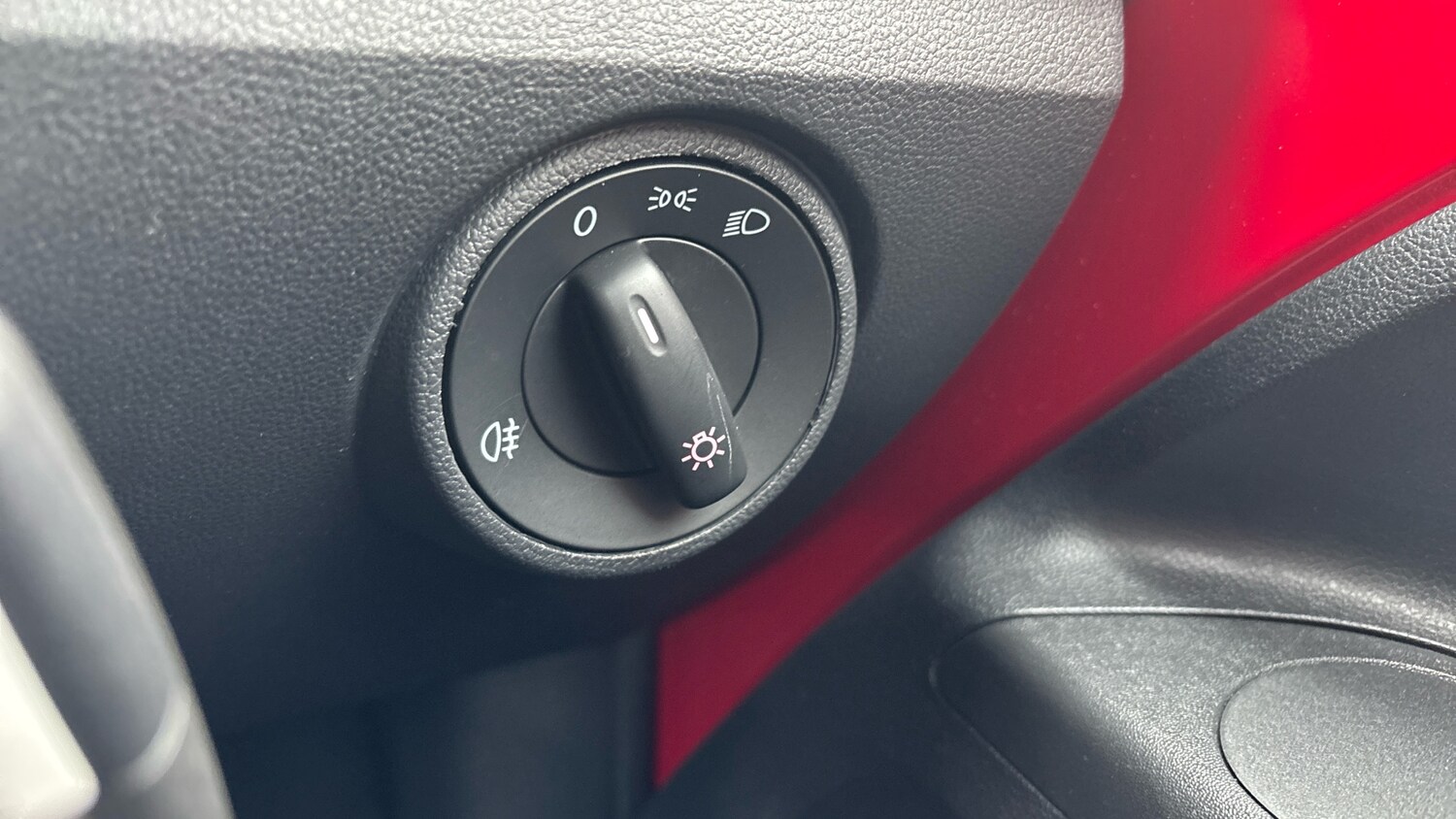 Used Volkswagen up! 2022 for sale - 77845172: Photo 25