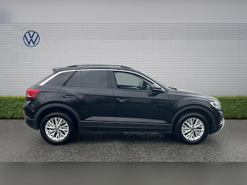 Used Volkswagen T-Roc 2022 for sale - 79467228: Photo