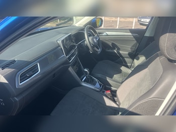 Used Volkswagen T-Roc 2025 for sale - 79243521: Photo