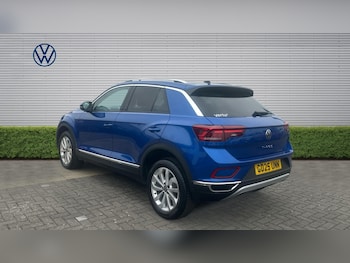Used Volkswagen T-Roc 2025 for sale - 79243521: Photo