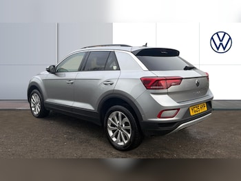 Used Volkswagen T-Roc 2025 for sale - 77062021: Photo