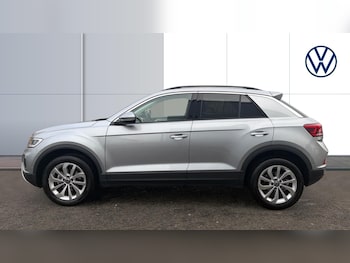 Used Volkswagen T-Roc 2025 for sale - 77062021: Photo