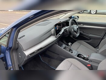Used Volkswagen Golf 2024 for sale - 75835416: Photo