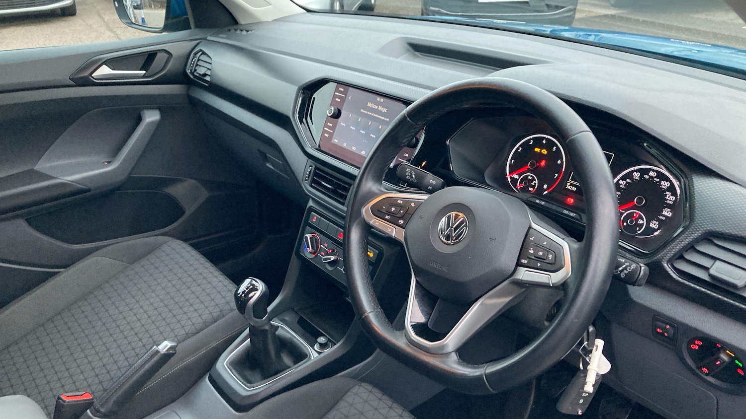 Used Volkswagen T-Cross 2020 for sale - 77679317: Photo 11