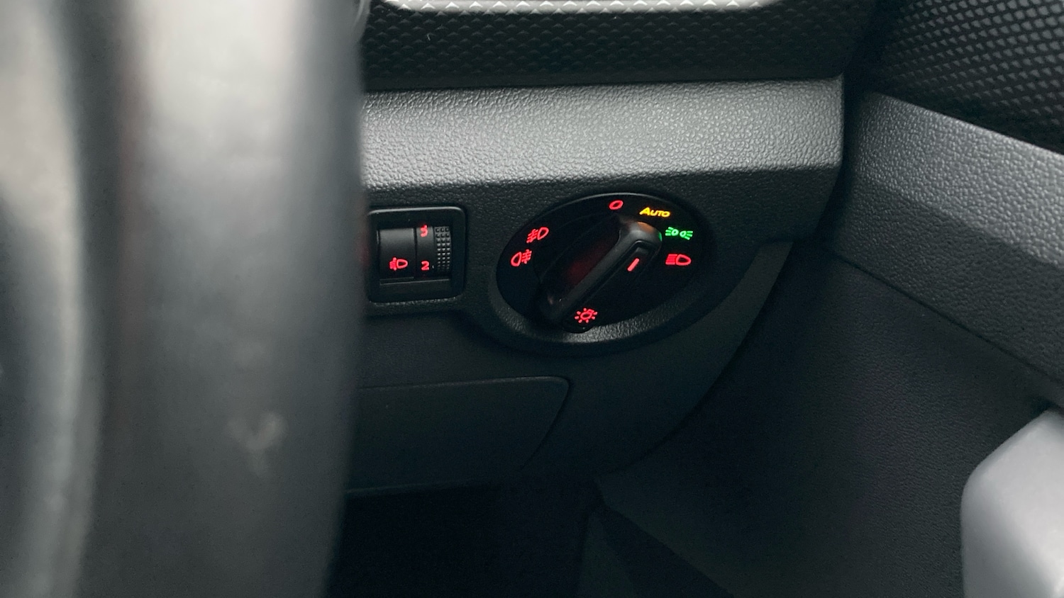 Used Volkswagen T-Cross 2020 for sale - 77679317: Photo 28