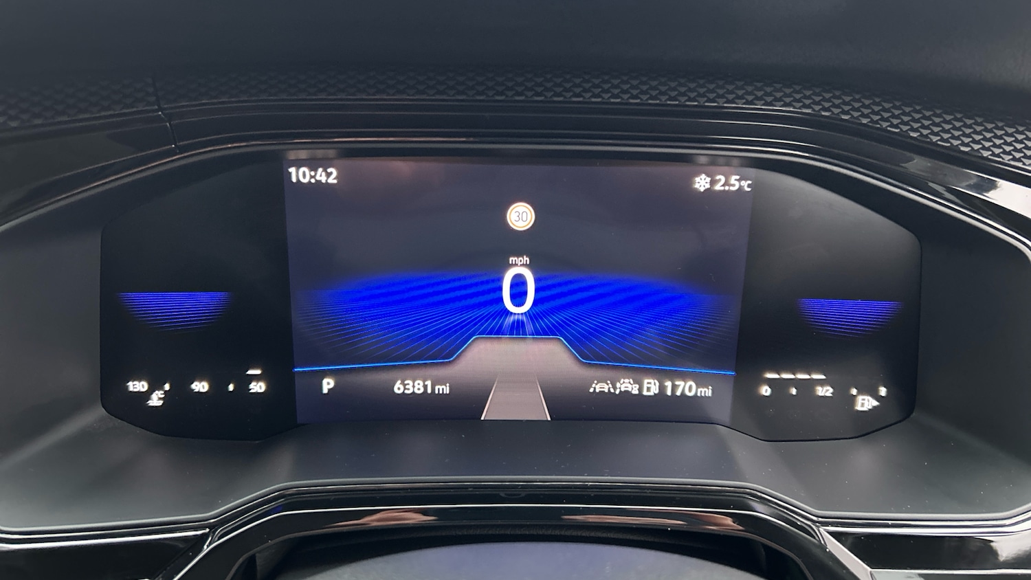 Used Volkswagen Polo 2024 for sale - 77323810: Photo 11