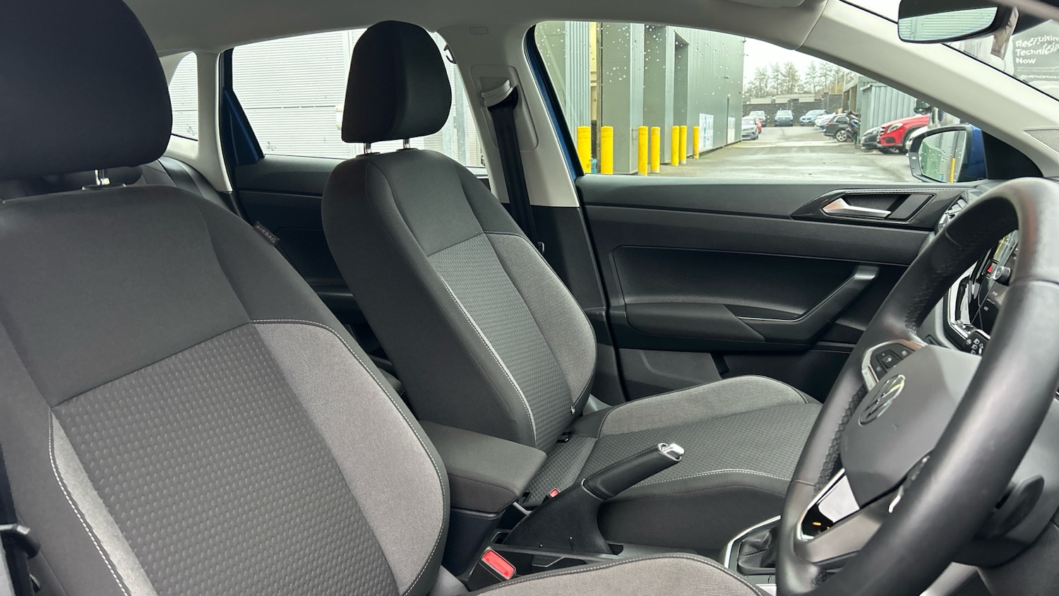 Used Volkswagen Polo 2024 for sale - 77323810: Photo 15