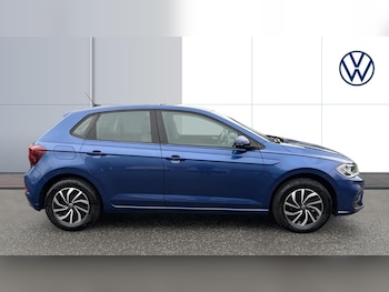 Used Volkswagen Polo 2024 for sale - 77323810: Photo