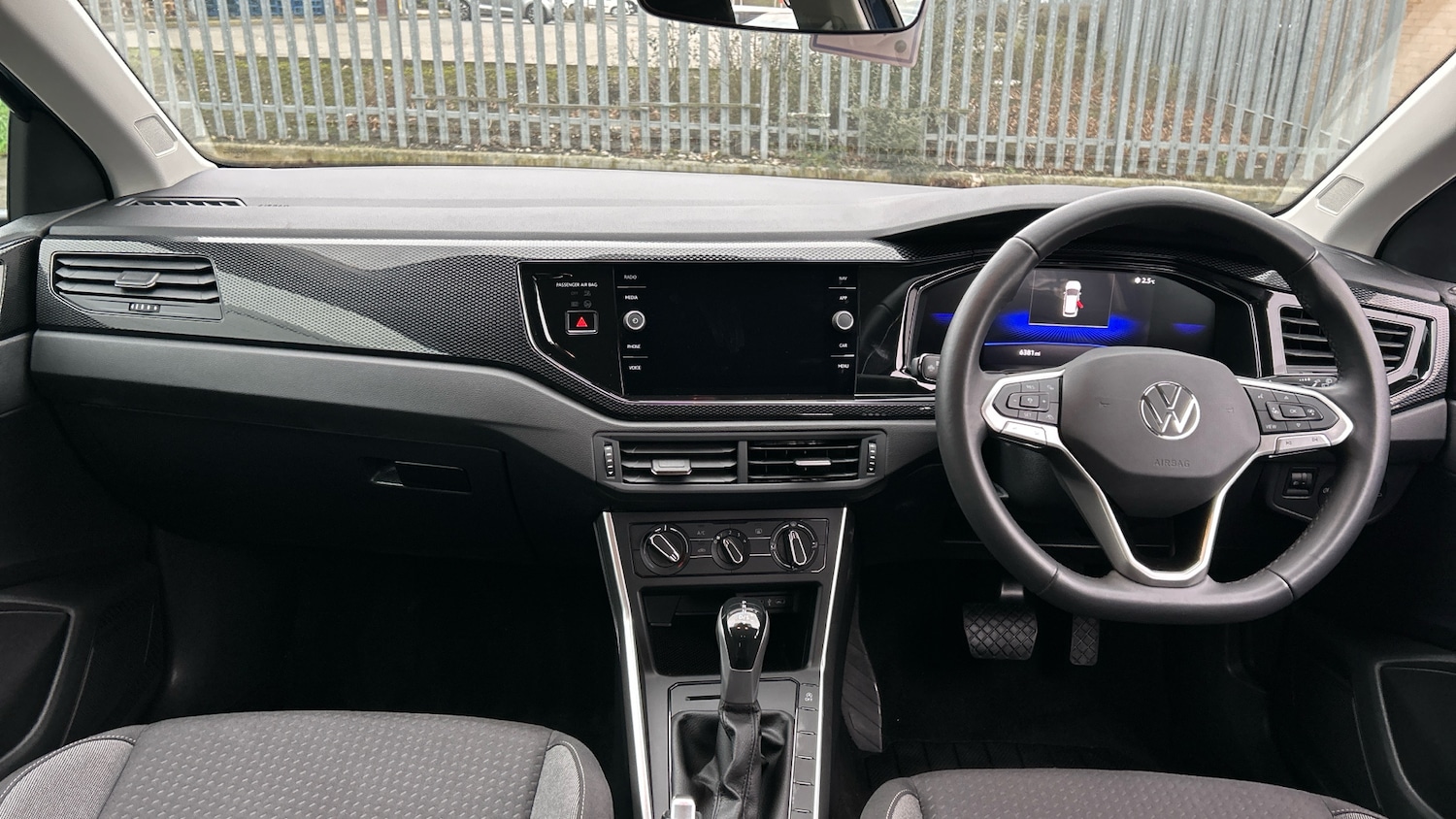 Used Volkswagen Polo 2024 for sale - 77323810: Photo 9