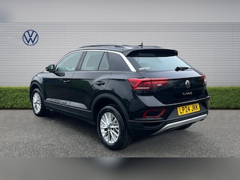 Used Volkswagen T-Roc 2024 for sale - 78039162: Photo