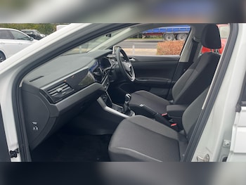 Used Volkswagen Polo 2023 for sale - 76075752: Photo 2
