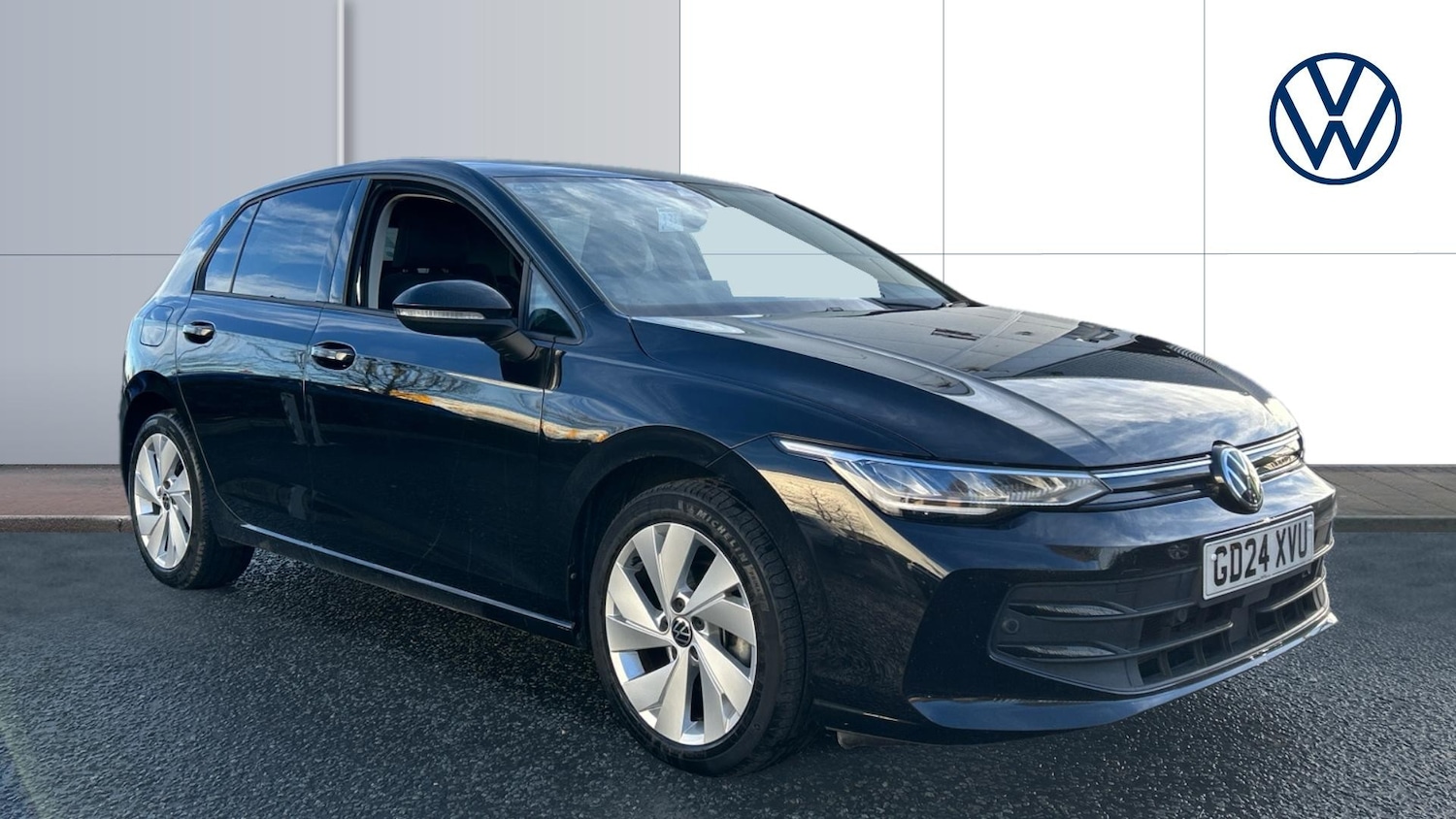 Used Volkswagen Golf 2024 for sale - 76683983: Photo 1