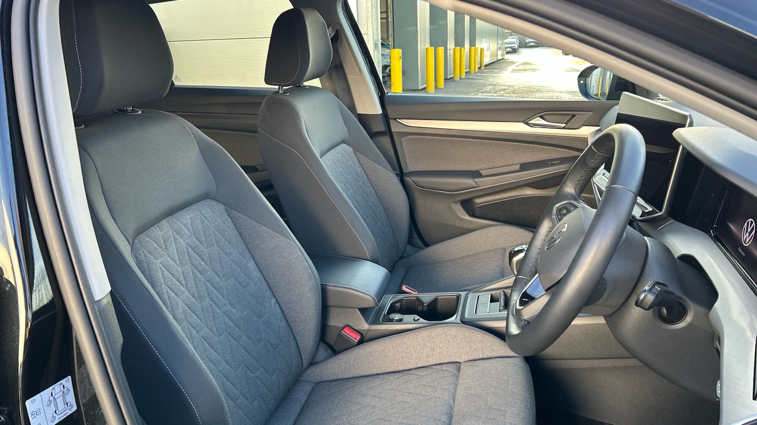 Used Volkswagen Golf 2024 for sale - 76683983: Photo 15