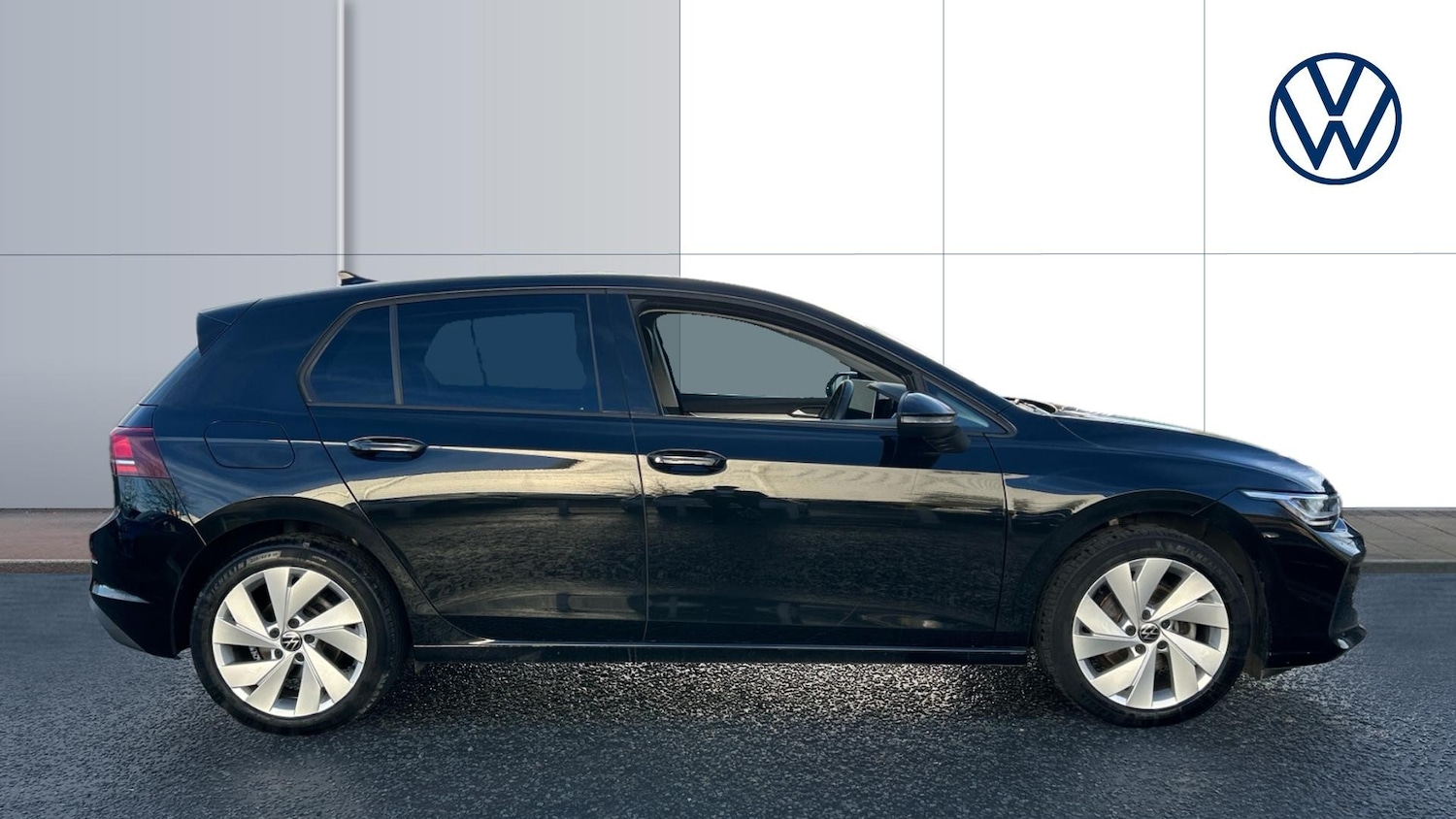 Used Volkswagen Golf 2024 for sale - 76683983: Photo 4