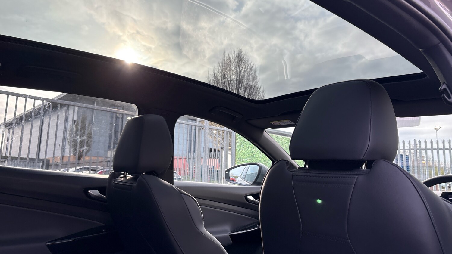 Used Volkswagen ID.4 2025 for sale - 77945282: Photo 35