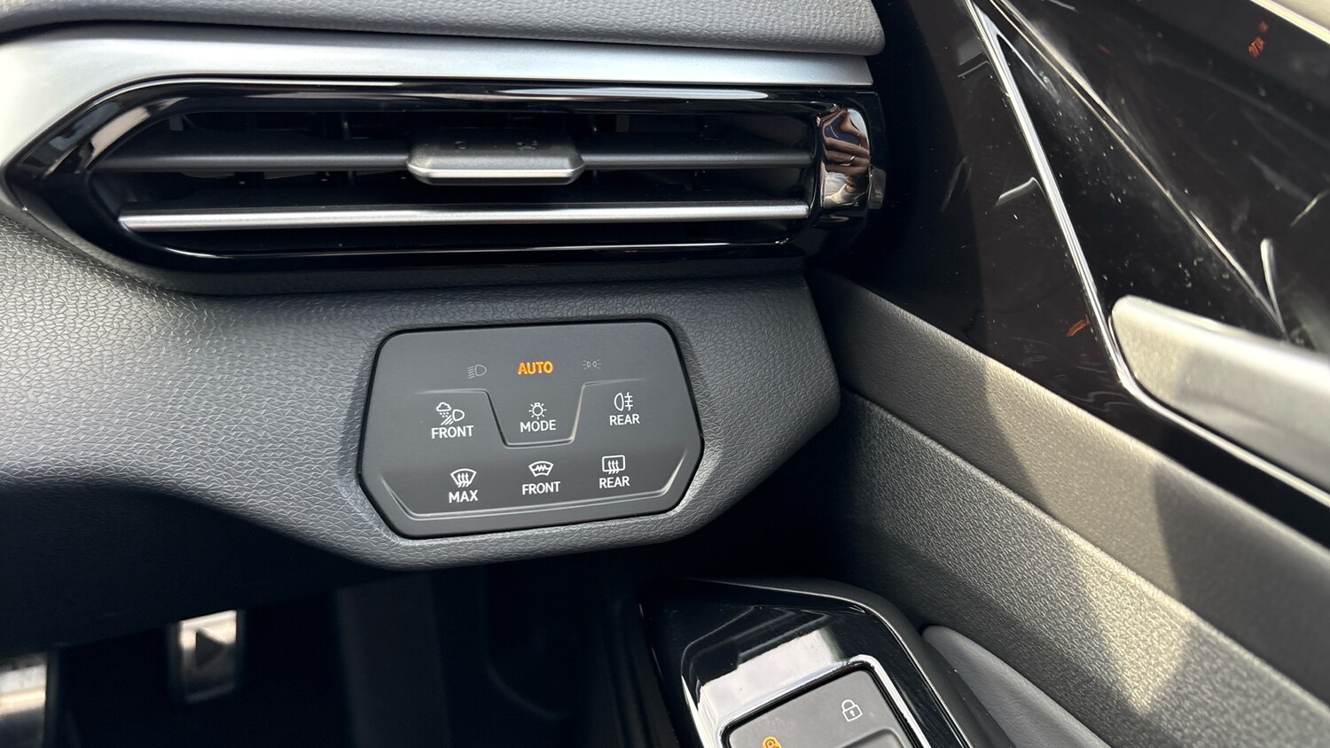 Used Volkswagen ID.4 2025 for sale - 77945282: Photo 36