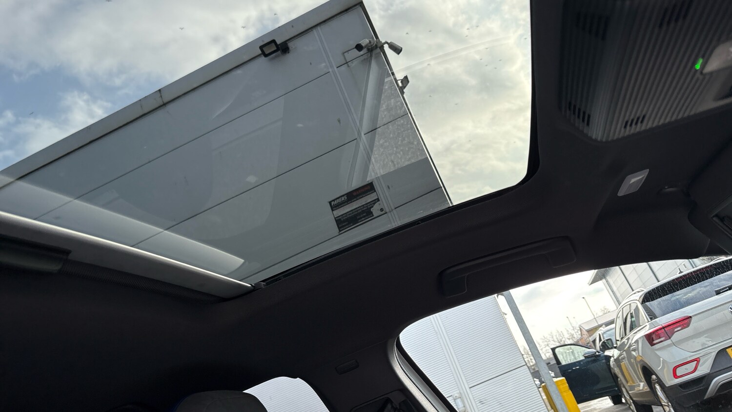 Used Volkswagen Golf 2023 for sale - 77945290: Photo 41