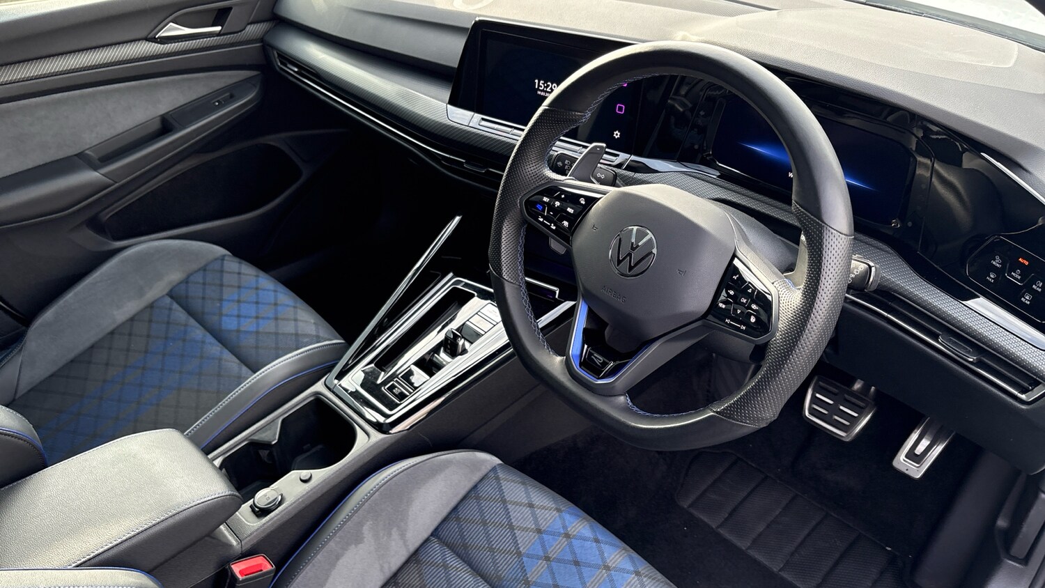 Used Volkswagen Golf 2023 for sale - 77945290: Photo 6