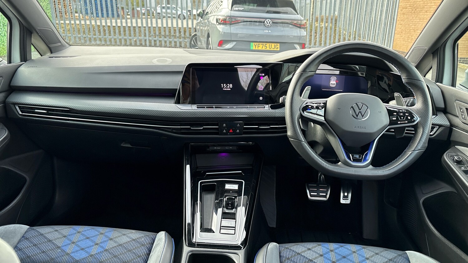 Used Volkswagen Golf 2023 for sale - 77945290: Photo 9