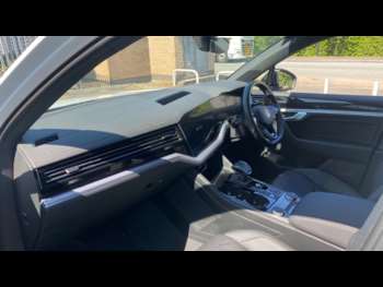 Used Volkswagen Touareg 2022 for sale - 74791241: Photo