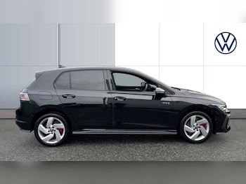 Used Volkswagen Golf 2025 for sale - 77323809: Photo