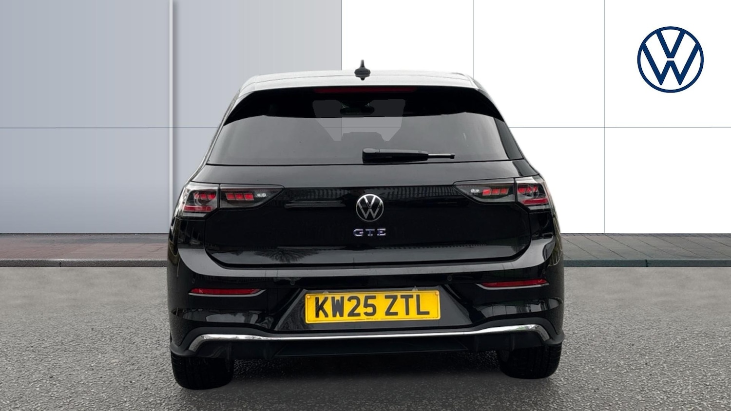 Used Volkswagen Golf 2025 for sale - 77323809: Photo 8