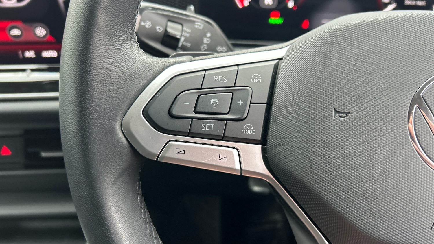 Used Volkswagen Tiguan 2024 for sale - 77434545: Photo 17