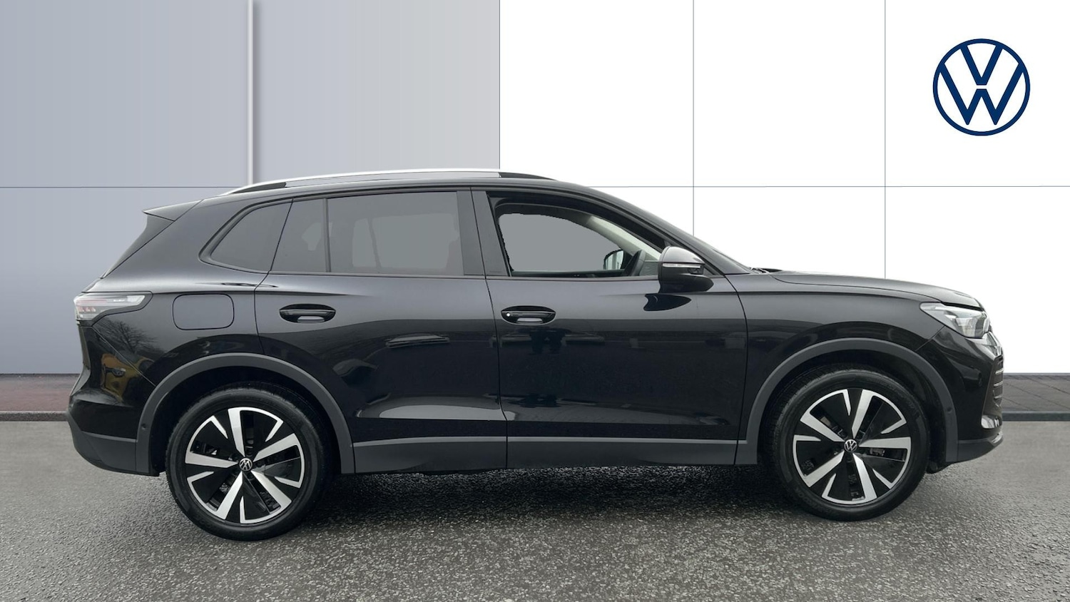 Used Volkswagen Tiguan 2024 for sale - 77434545: Photo 4