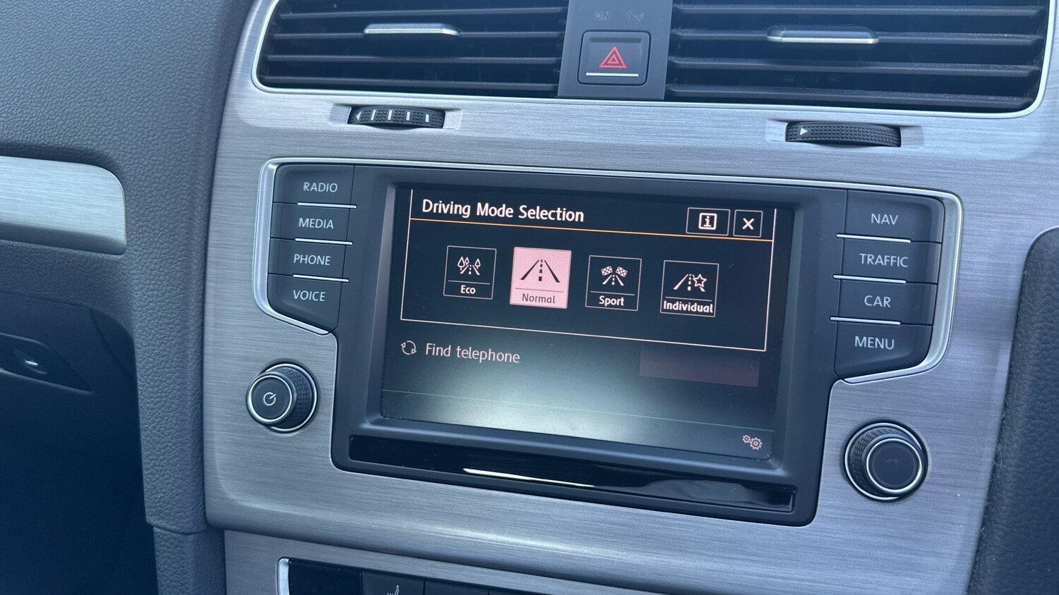 Used Volkswagen Golf 2016 for sale - 77997435: Photo 33