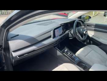 Used Volkswagen Golf 2023 for sale - 74993216: Photo