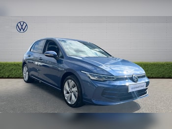Used Volkswagen Golf 2026 for sale - 79545588: Photo