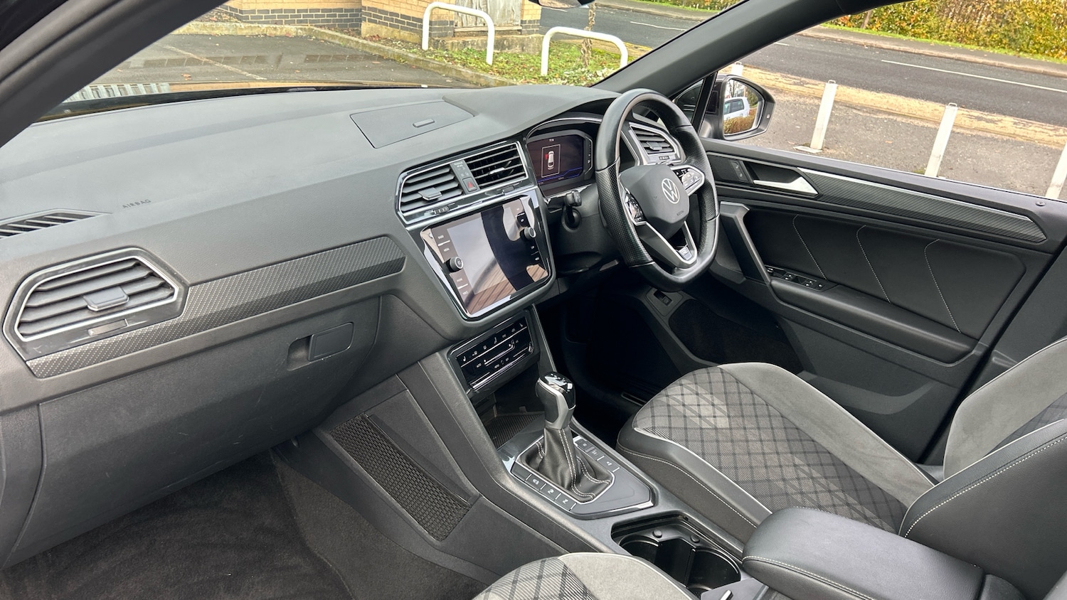 Used Volkswagen Tiguan 2022 for sale - 76507987: Photo 2