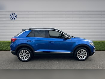 Used Volkswagen T-Roc 2024 for sale - 78131709: Photo