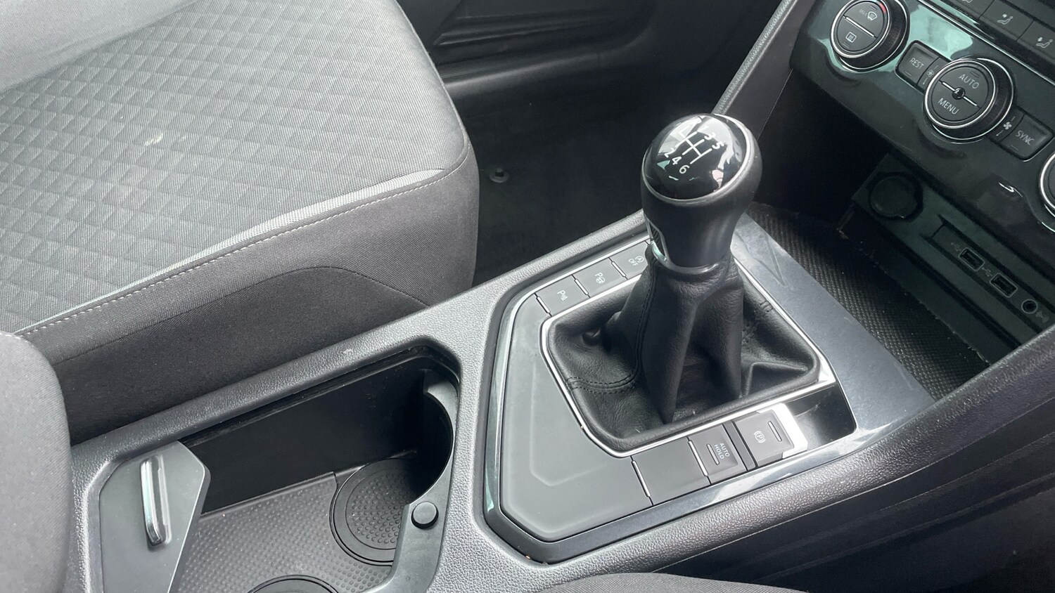 Used Volkswagen Tiguan 2020 for sale - 77460197: Photo 14